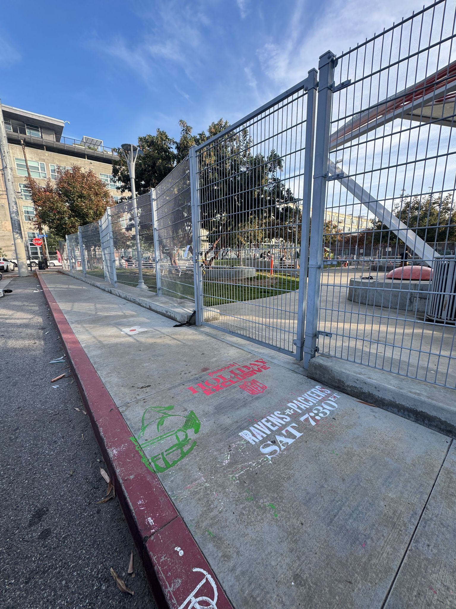 Stencil 28.4 Arts District Park